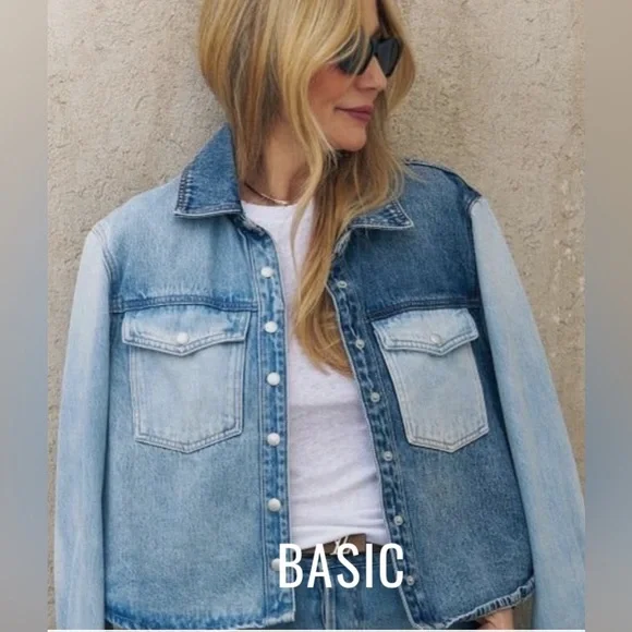 BLANK NYC Two-tone Cropped Denim Jean Jacket Size Large - Picture 3 of 12